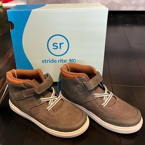 NEW Stride Rite 360 Sean High Top 12M